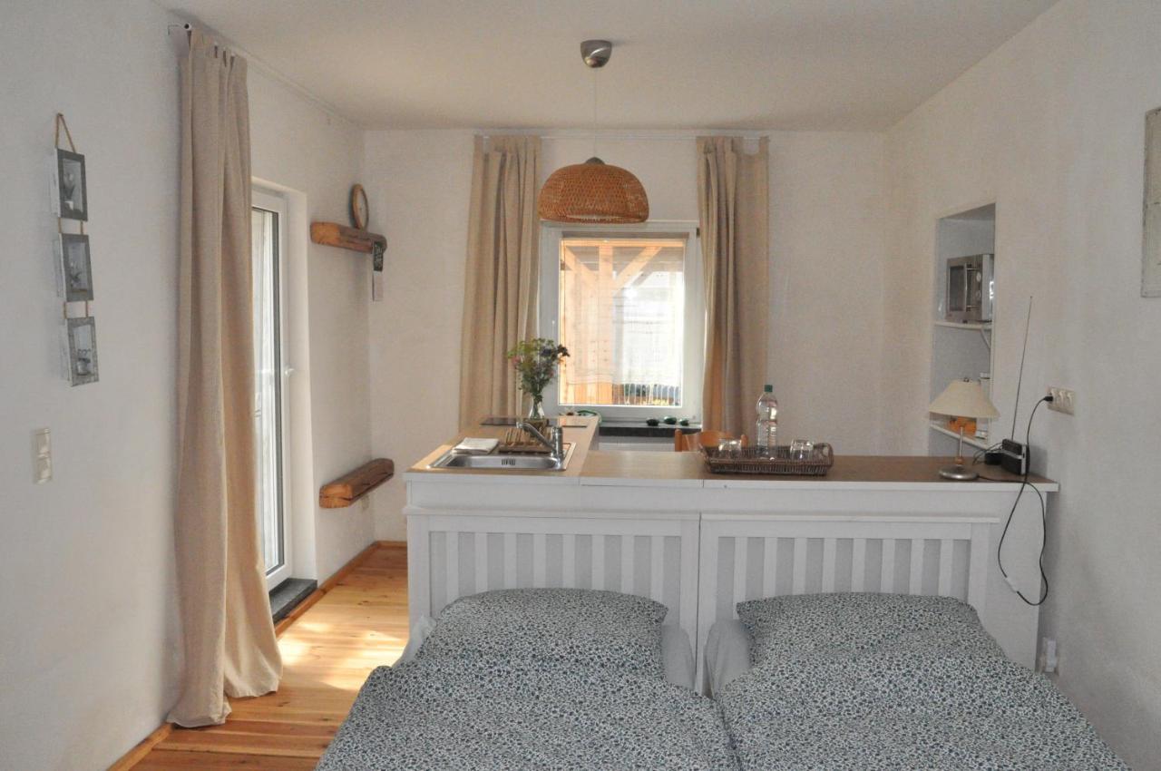 Pension "Seeblick" Am Stelzenhaus Dornburg  外观 照片